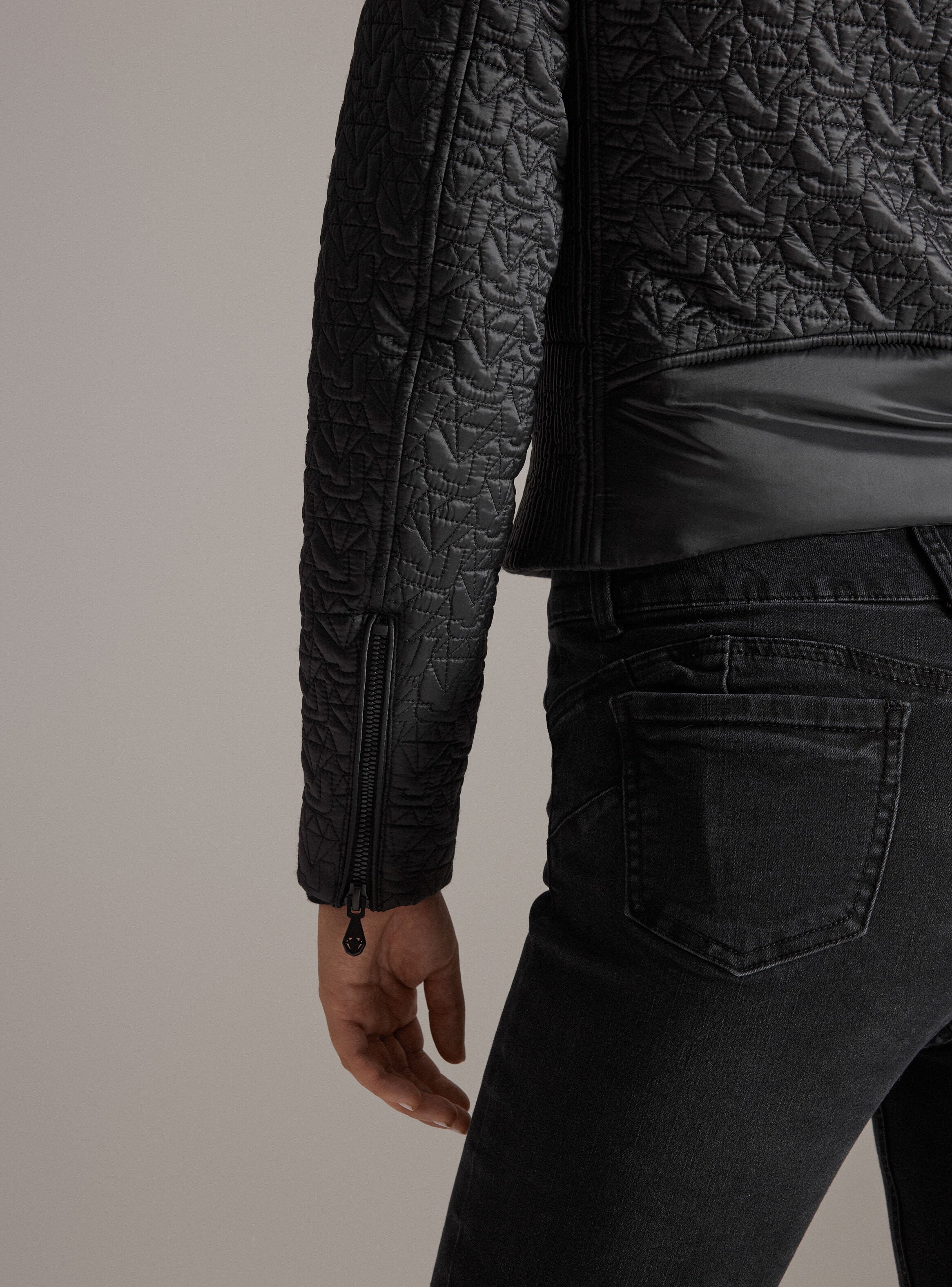 Parka Biker Acolchado Marca JJO